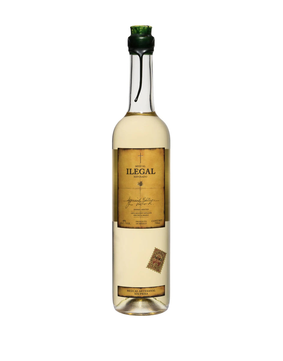 Ilegal Reposado Mezcal bottle