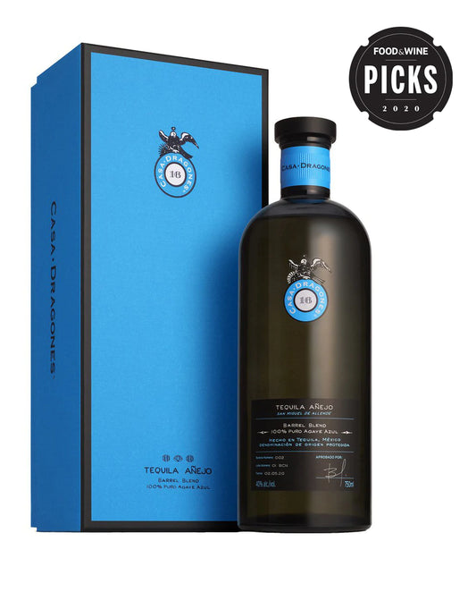 Tequila Casa Dragones Añejo Barrel Blend bottle