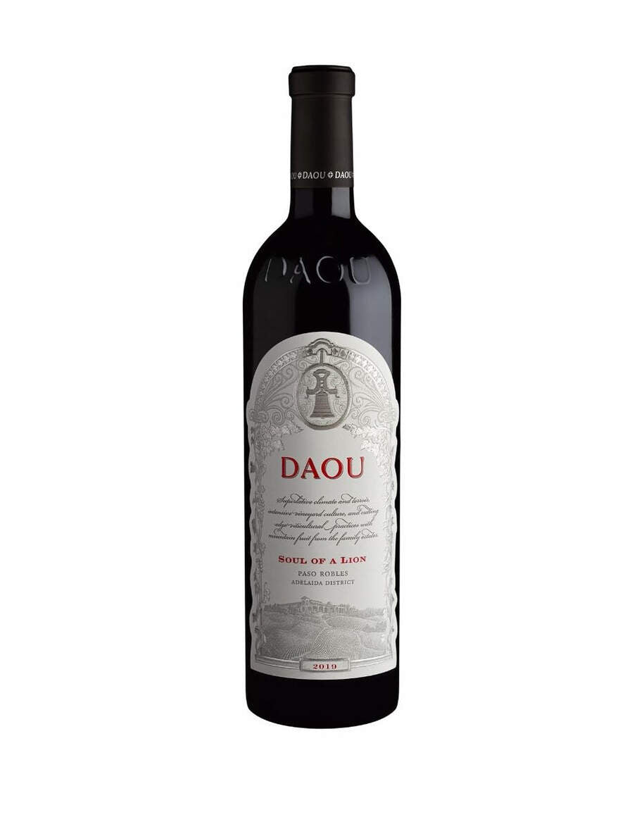 DAOU "Soul of a Lion" Cabernet Sauvignon Adelaida District 2019 bottle