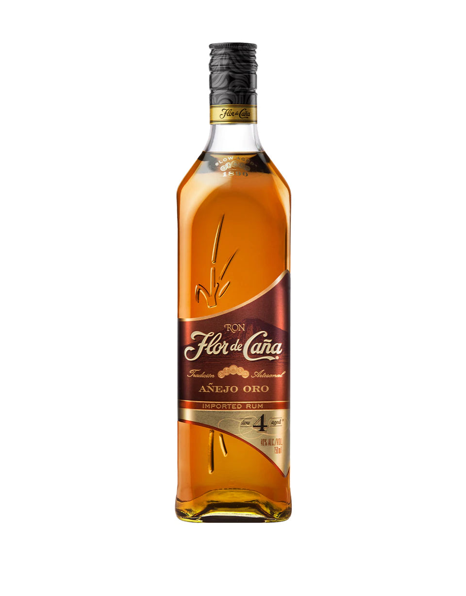 Flor De Caña Añejo Oro 4 Year Rum bottle