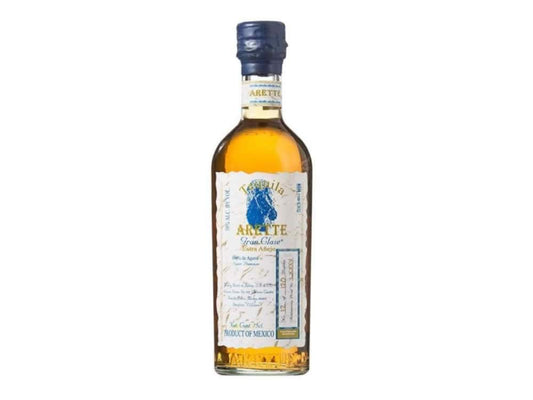 Arette Gran Clase Extra Añejo bottle
