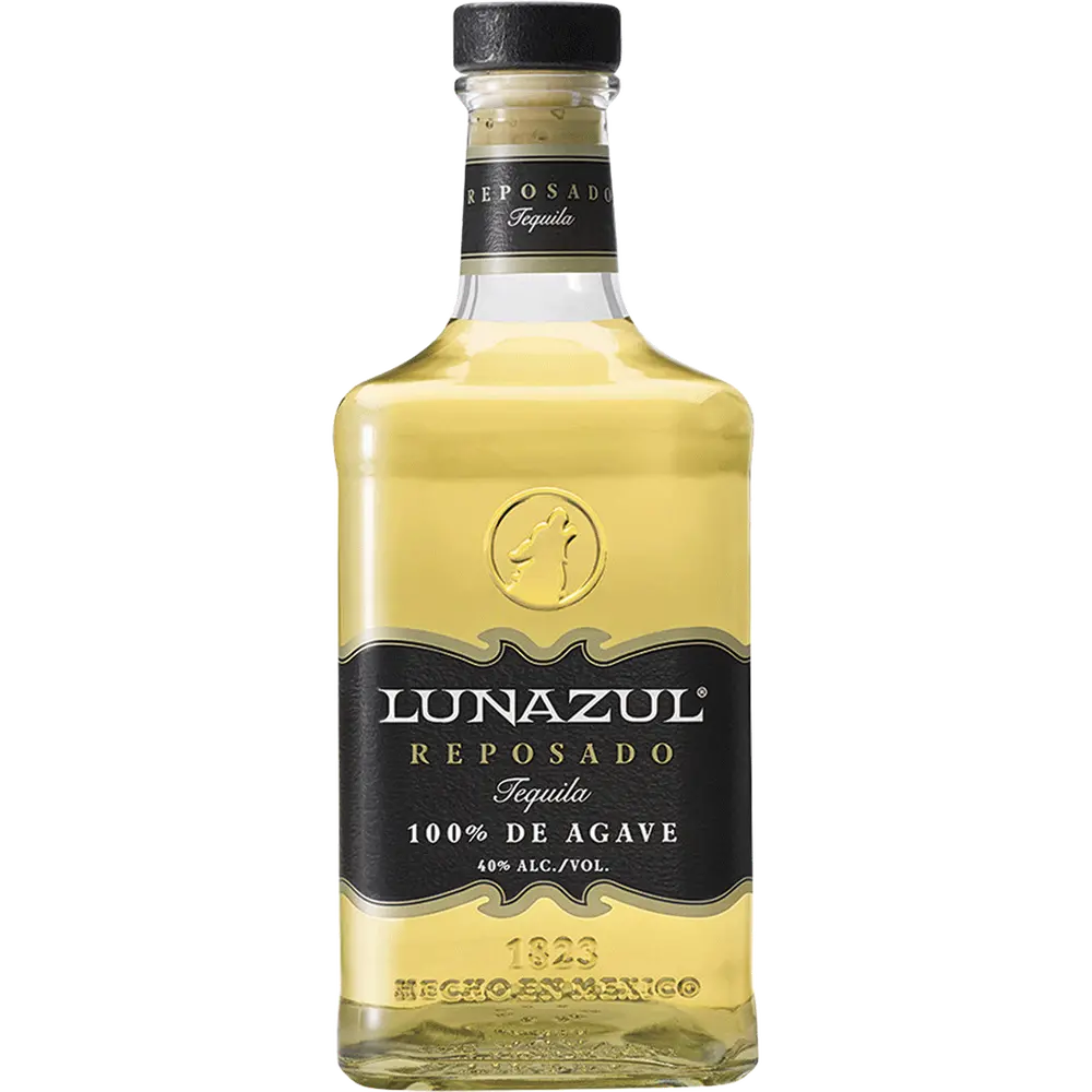 Lunazul Reposado Tequila bottle