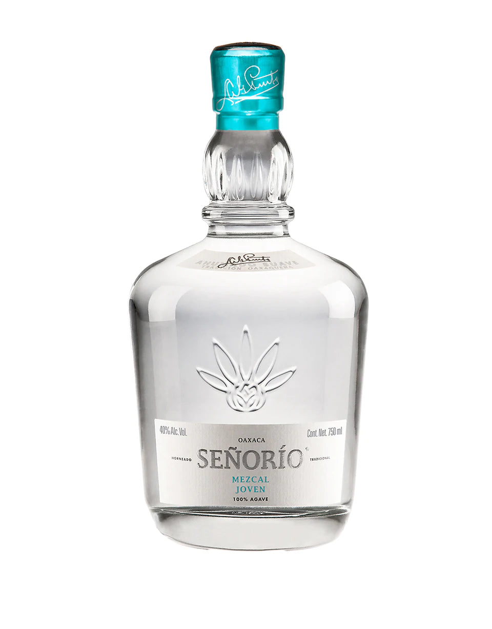 Señorio Mezcal Joven bottle