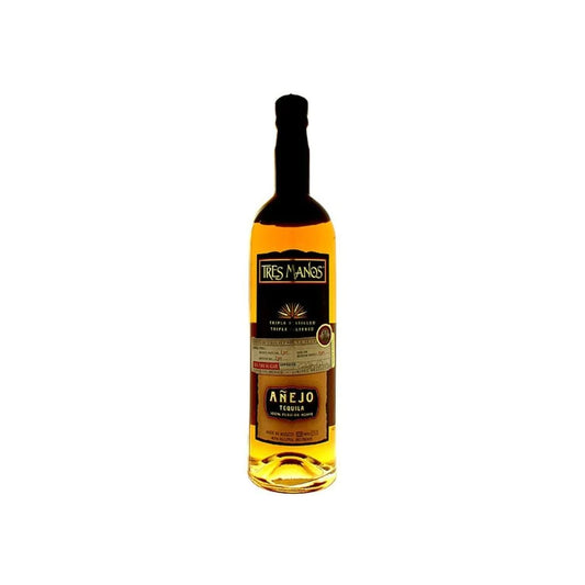 Tres Manos Añejos Tequila bottle